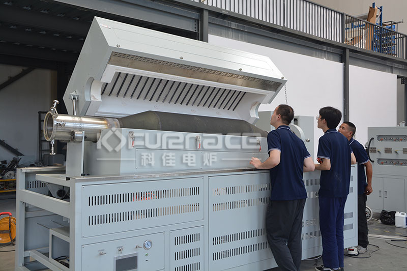 可旋转倾斜的大管径大产量管式炉